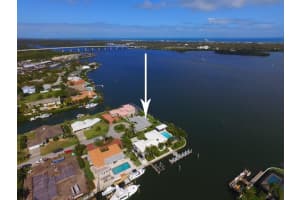 1 Sea Horse Ln, Vero Beach, FL 32960, Sold 01/22/18