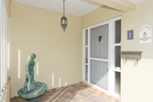 1 Sea Horse Ln, Vero Beach, FL 32960, Sold 01/22/18