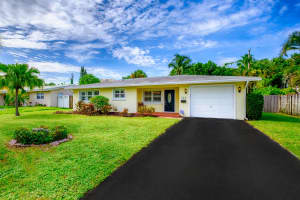 749 NW 7th St, Boca Raton, FL 33486, Sold 10/16/17