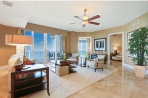4600 N Ocean Dr, Riviera Beach, FL 33404, Sold 12/29/17