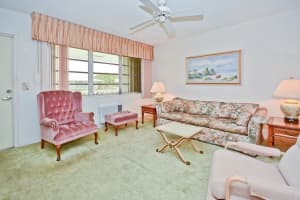 2552 S Federal Hwy, Boynton Beach, FL 33435, Sold 12/08/17