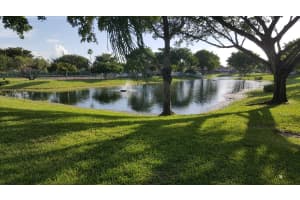 5017 E Lakes Dr, Pompano Beach, FL 33064, Sold 09/29/17