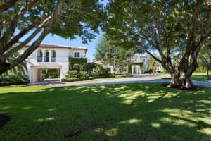 8600 Twin Lake Dr, Boca Raton, FL 33496, Sold 05/01/18