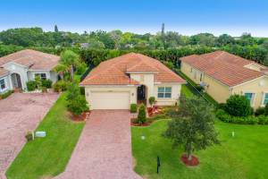 8072 SW Marin Dr, Stuart, FL 34997, Sold 11/13/17