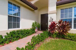 7106 Prudencia Dr, Lake Worth, FL 33463, Sold 12/04/17