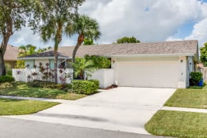 6637 Hollandaire Dr W, Boca Raton, FL 33433, Sold 10/20/17