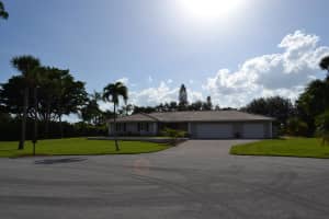 8335 N Mizzen Dr, Boynton Beach, FL 33472, Sold 11/14/17