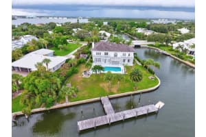 520 River Dr, Vero Beach, FL 32963, Sold 01/31/18