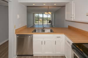 14 Royal Palm Way, Boca Raton, FL 33432, Sold 04/12/18