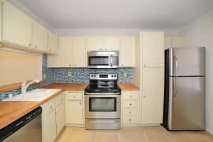 9941 Three Lakes Cir, Boca Raton, FL 33428, Sold 10/25/17