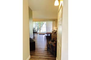 1130 The Pointe Dr, West Palm Beach, FL 33409, Sold 11/03/17