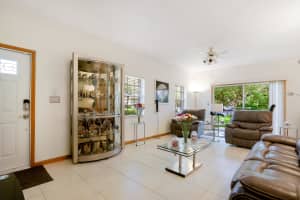 101 E Hemingway Cir, Margate, FL 33063, Sold 10/25/17