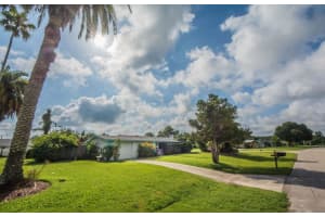 2244 4th Ave SE, Vero Beach, FL 32962, Sold 11/03/17