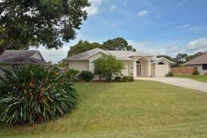 763 24th Square, Vero Beach, FL 32962, Sold 10/06/17