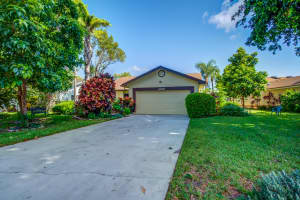 4230 Grove Park Ln, Boynton Beach, FL 33436, Sold 10/27/17