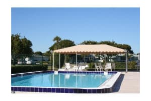 7226 W Oakridge Cir, Lantana, FL 33462, Sold 10/25/17