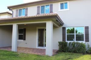 6855 Langdon Wy, Lake Worth, FL 33463, Sold 11/28/17