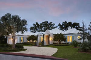 2 Country Club Cir, Boynton Beach, FL 33436, Sold 02/14/18