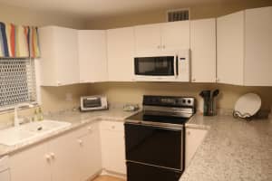 301 Circle Dr S, Boynton Beach, FL 33435, Sold 11/17/17