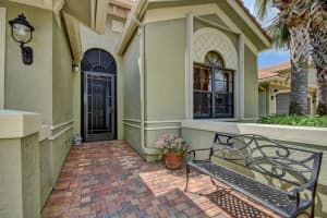 6887 Boscanni Dr, Boynton Beach, FL 33437, Sold 11/30/17