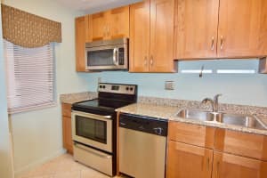 2788 Tennis Club Dr, West Palm Beach, FL 33417, Sold 03/08/18