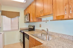 2788 Tennis Club Dr, West Palm Beach, FL 33417, Sold 03/08/18