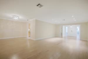 388 SW 5th Way, Boca Raton, FL 33432, Sold 11/16/17