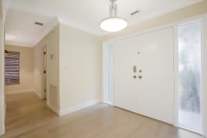 388 SW 5th Way, Boca Raton, FL 33432, Sold 11/16/17