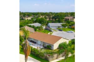 5067 Angola Cir, Lake Worth, FL 33463, Sold 11/17/17