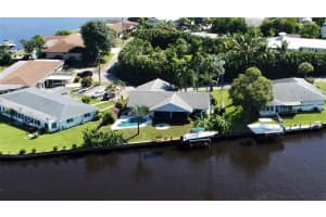 136 SW Cabana Point Cir, Stuart, FL 34994, Sold 11/29/17