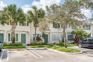 9820 NW 56th Pl, Coral Springs, FL 33076, Sold 12/07/17