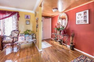 303 Sandtree Dr, Palm Beach Gardens, FL 33403, Sold 03/27/18