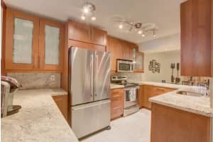 9819 Riverside Dr, Coral Springs, FL 33071, Sold 12/01/17