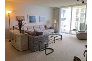 5440 N Ocean Dr, Riviera Beach, FL 33404, Sold 03/02/18