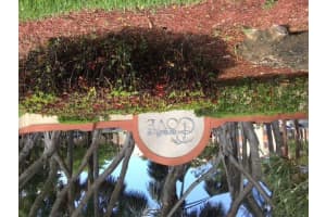 1023 The Pointe Dr, West Palm Beach, FL 33409, Sold 11/02/17