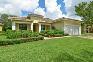 6723 Bulrush Ct, Greenacres, FL 33413, Sold 10/27/17