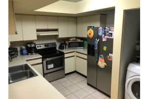 6317 White Pine Way, Lake Worth, FL 33462, Sold 11/27/17