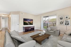 523 Trace Cir, Deerfield Beach, FL 33441, Sold 11/16/17