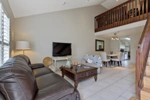 350 SE 2nd Ave APT E3, Deerfield Beach, FL 33441, Sold 11/28/17