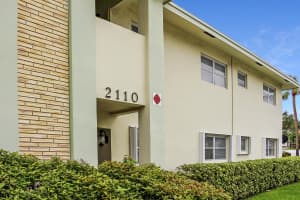 2110 NE 42nd St #2b, Lighthouse Point, FL 33064, Sold 11/16/17