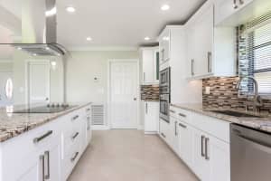 10484 Greentrail Dr N, Boynton Beach, FL 33436, Sold 01/16/18