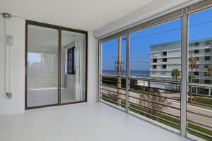 911 Ocean Dr, Juno Beach, FL 33408, Sold 04/03/18