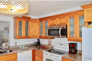 604 Lakeview Dr E, Royal Palm Beach, FL 33411, Sold 03/07/18