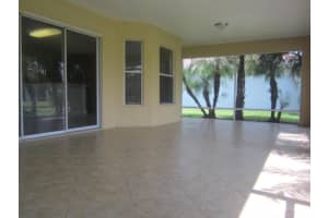 514 N Valencia Cir SW, Vero Beach, FL 32968, Sold 05/23/18