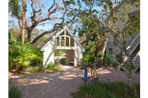 MLS# R10369158, Vero Beach, Florida 32963