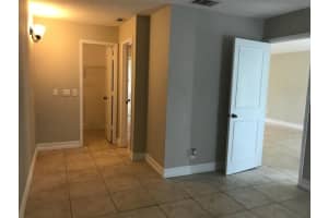 633 SW Jeanne St, Port St. Lucie, FL 34953, Sold 01/12/18