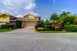 7601 Sierra Dr W, Boca Raton, FL 33433, Sold 03/06/18