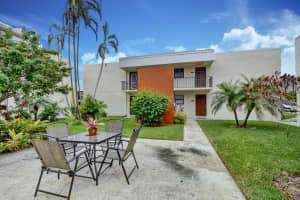 516 Osprey Dr #13b, Delray Beach, FL 33444, Sold 11/10/17