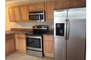 1901 Hartford Ct #17a, West Palm Beach, FL 33409, Sold 12/22/17