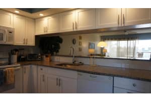 275 Palm Ave APT A302, Jupiter, FL 33477, Sold 11/01/17